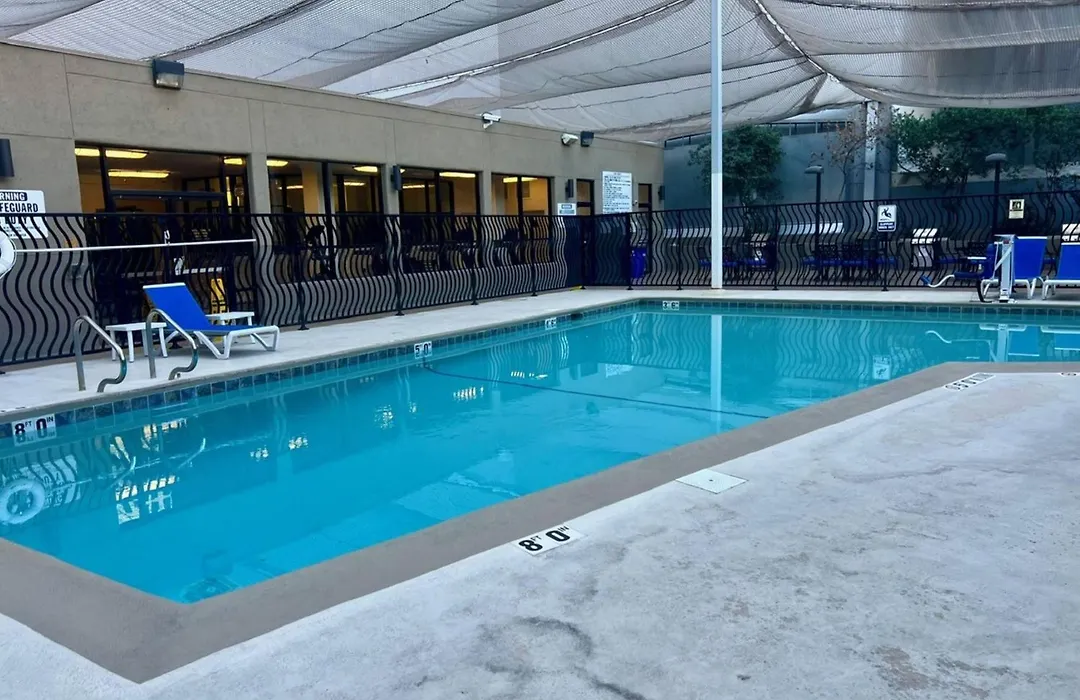 Getaways At The Jockey Club-1